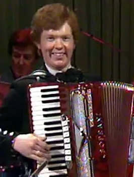 Accordionist Gordon Pattullo